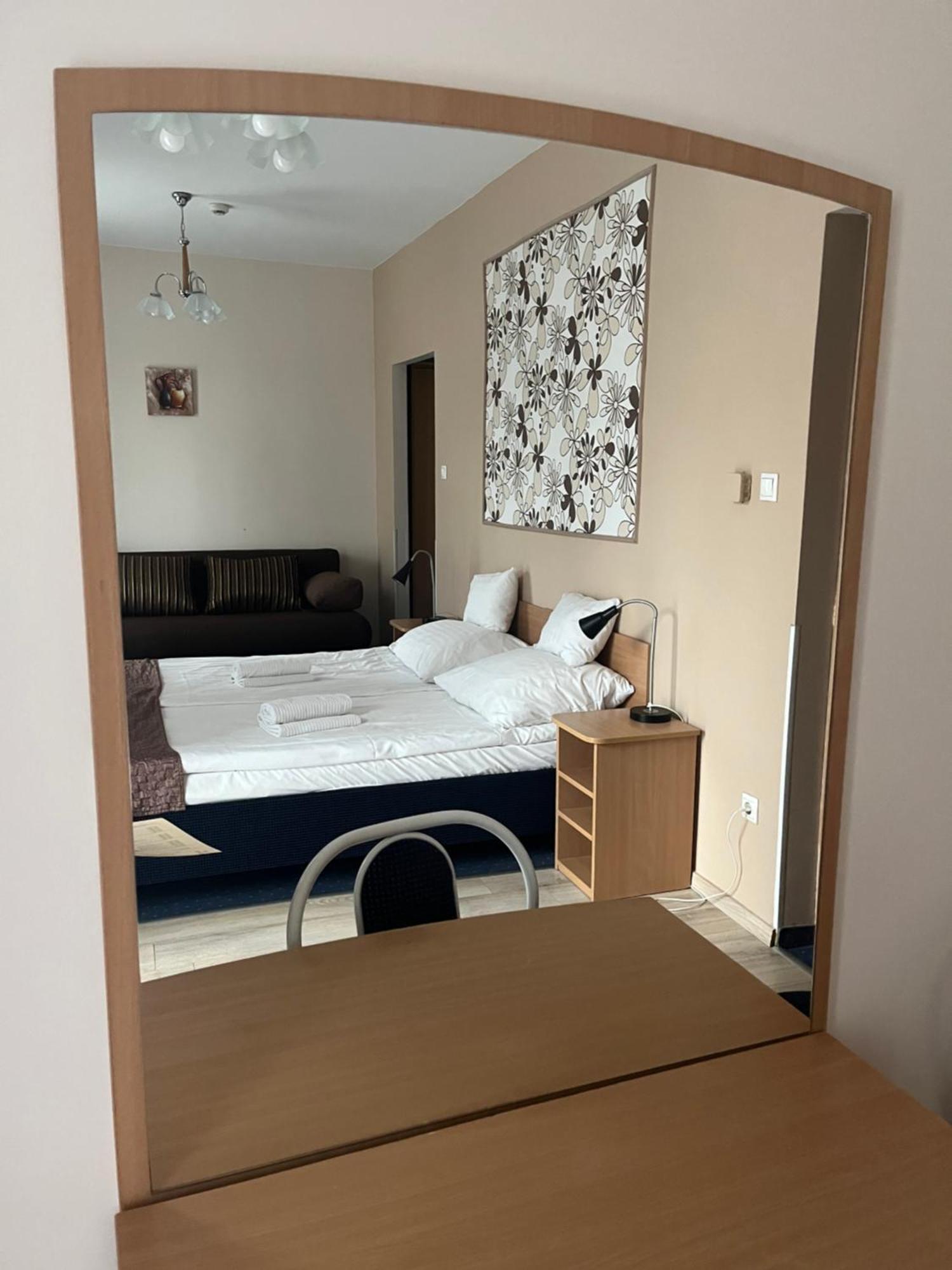 Hotel Rose City Budapest Ngoại thất bức ảnh