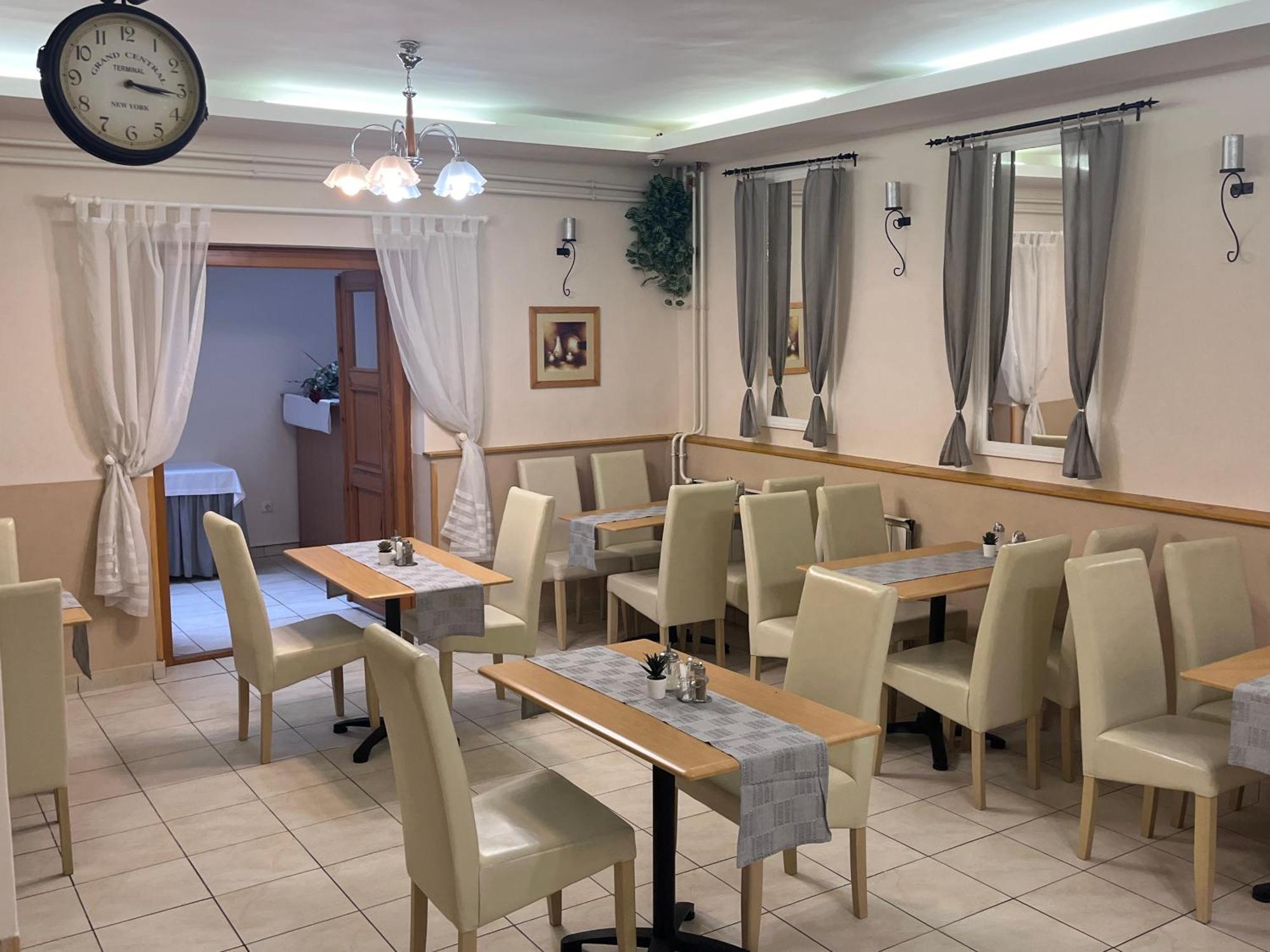 Hotel Rose City Budapest Ngoại thất bức ảnh