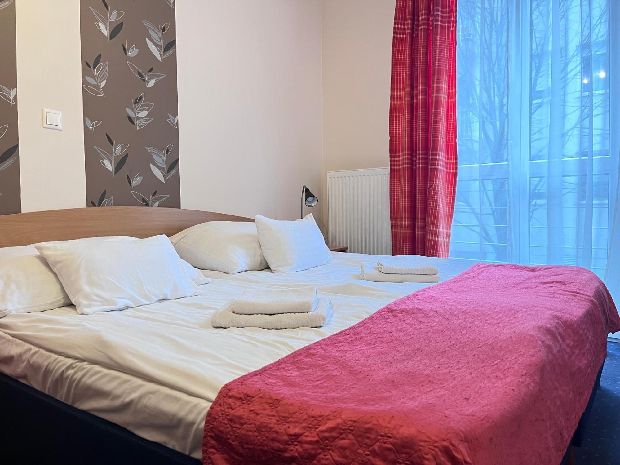 Hotel Rose City Budapest Ngoại thất bức ảnh