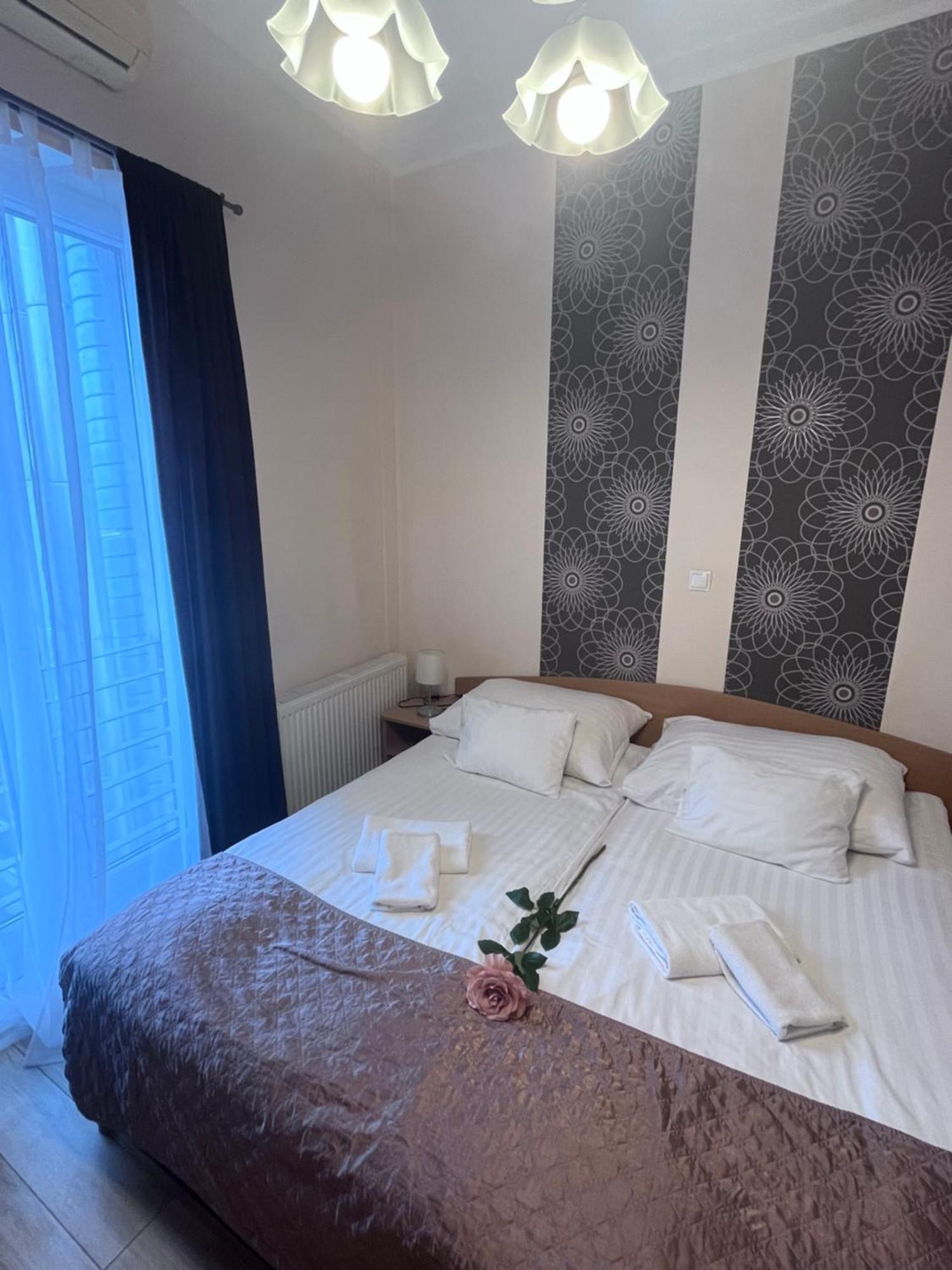 Hotel Rose City Budapest Ngoại thất bức ảnh